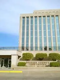Berrien Courthouse entrance