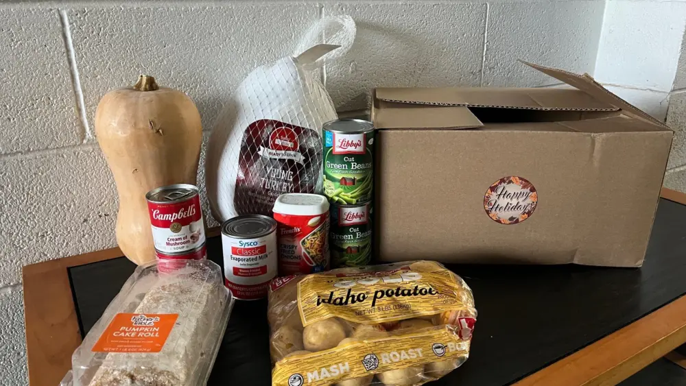 Pokagon Thanksgiving boxes