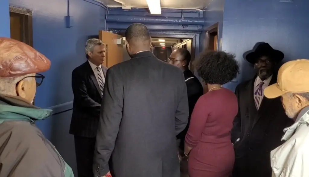 huizenga-harbor-towers