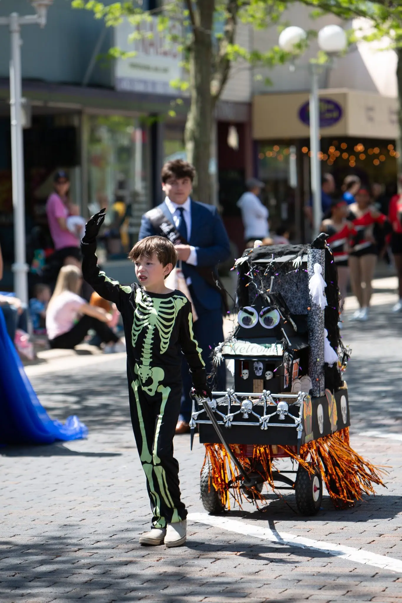 Blossomtime youth parade