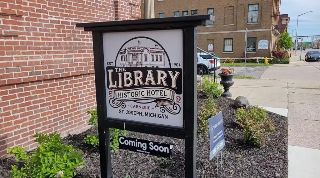 Library Historic Hotel sign