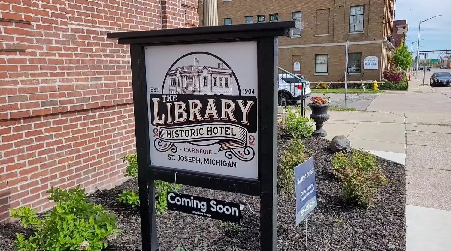 Library Historic Hotel sign
