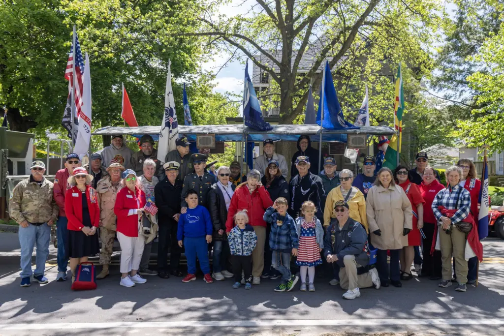 memorial-day-parade-01