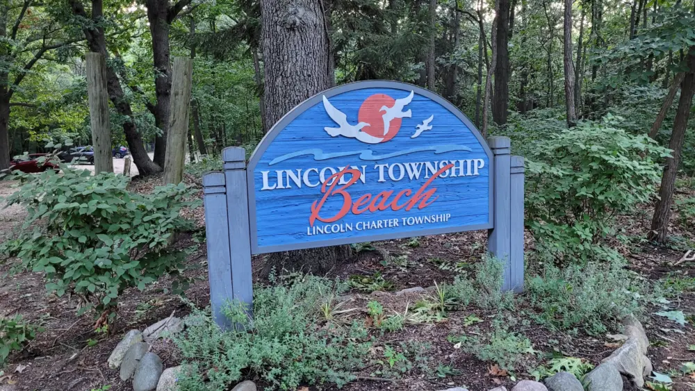lincoln-township-beach