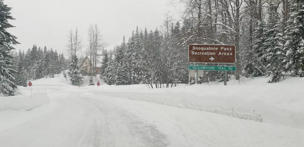 Snoqualmie Pass, snow, Cascade Mountains