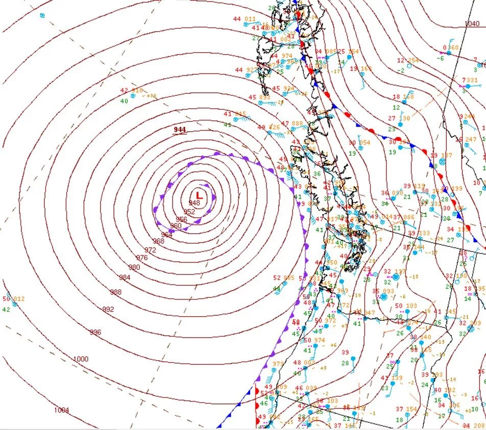 Bomb Cyclone pressure map, wind storm, Washington,