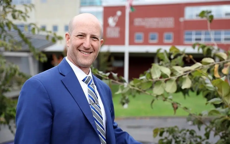 690d1745d9054-image_