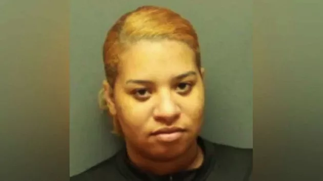 newport-shooter-mom-ho-mo-20230413_1681414522189_hpembed_3_7x5_992849180