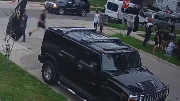 mohamed-hacham-2-ht-bb-230817_1692280909055_hpmain_4x5_992451825