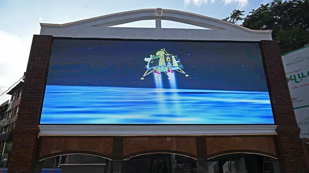 getty_082323_indiaspacecraftmoon812072