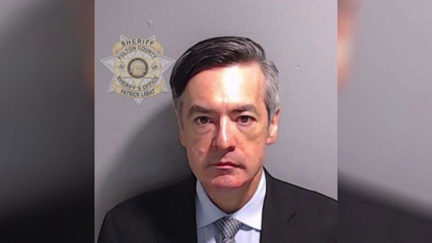 kenneth-chesebro-ht-bb-230823_1692821595648_hpmain_2_16x9_992383585