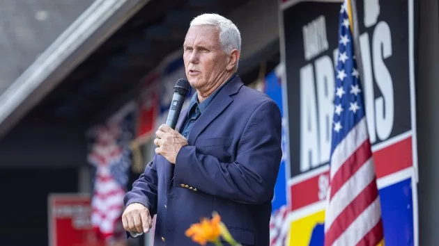 getty_9623_mikepencespeaking940863