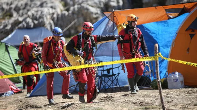 getty_091123_markdickeyrescue645342