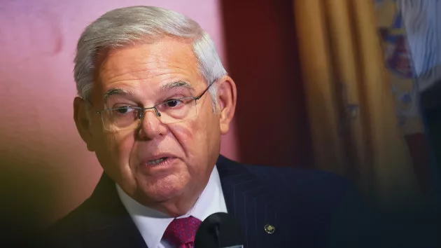 getty_92723_bobmenendezcourt515695