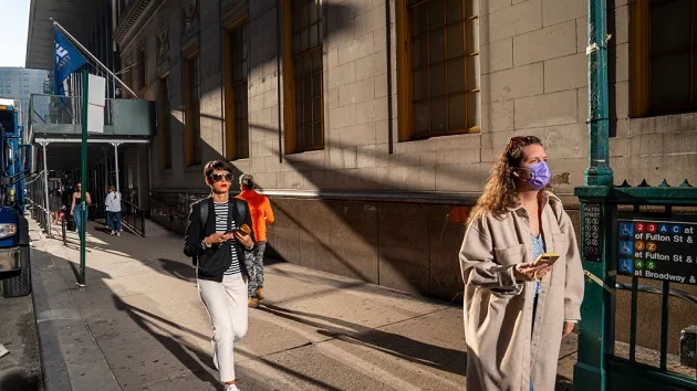 gettyimages_people_100423621703