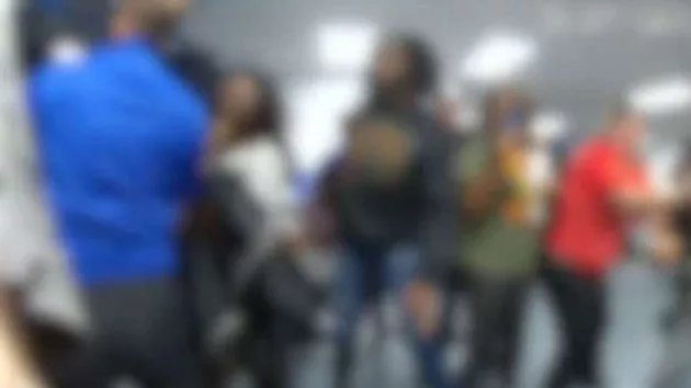 schoolfight_1697013587062_hpmain_16x9t940151