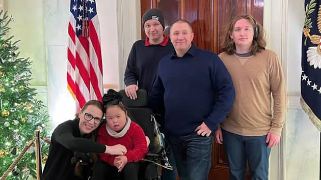 shutdown-carr-family-ht-ps-230928_1695928007929_hpembed_17x16497757