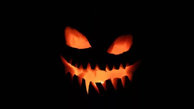 gettyrf_103123_scaryjackolantern285272