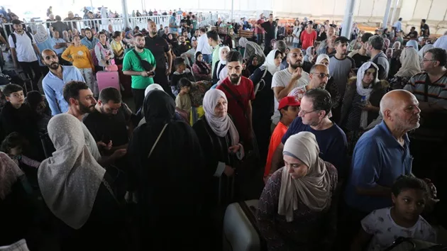 gettyimages_rafahcrossing_110123145981