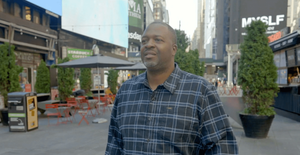 abcnews_dameon_110923_0389496