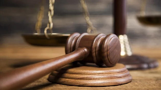 gettyimages_gavel_111623628595