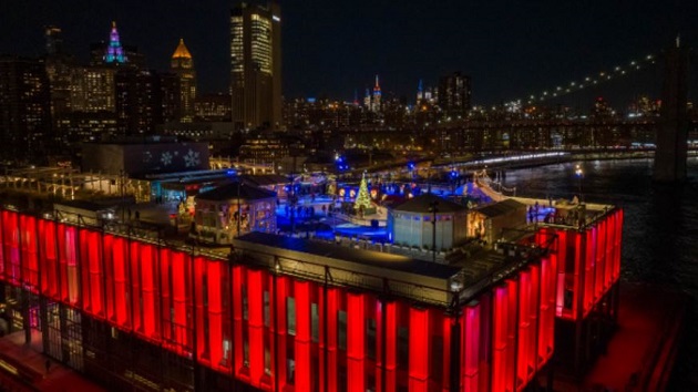 e_santa_clauses_experience_11282023549553