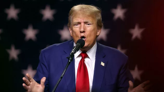 donlad-trump-gty-jef-231219_1703015470563_hpmain_4x3418133