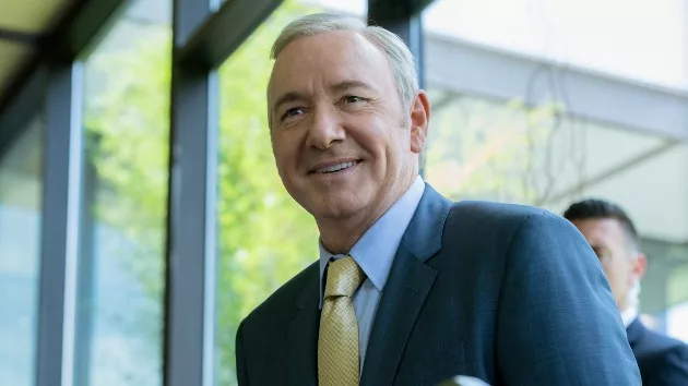 e_house_of_cards_12262023638026