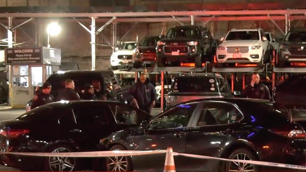 nyc-accident-2-abc-gmh-240101_1704120790265_hpembed_17x9679070