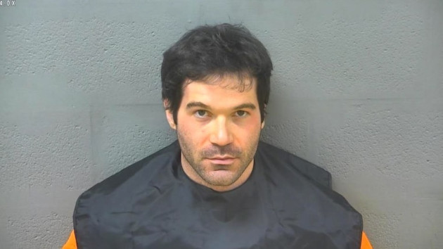 estes-thompson-booking-photo-ht-jt-240118_1705620014237_hpembed_9x5304106