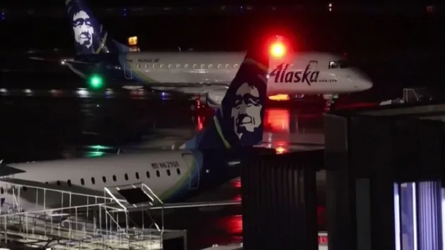 012223_abcnews_alaskaairlines411539