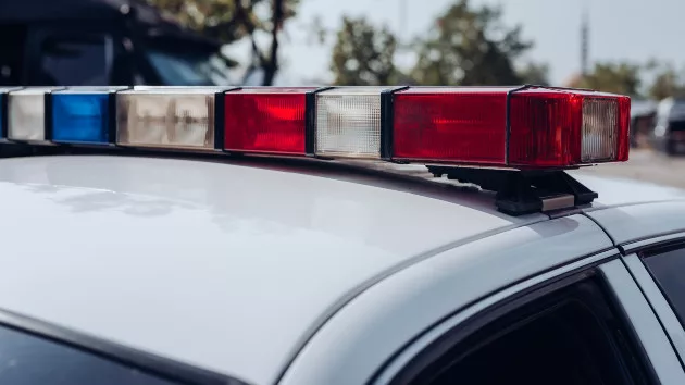 gettyrf_82422_policelightsday20281029365942