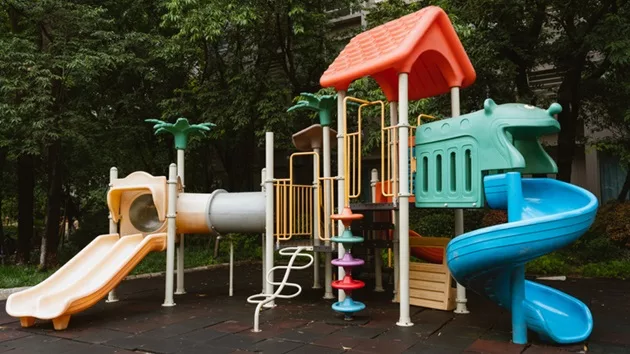 gettyimages_playground_022124330392