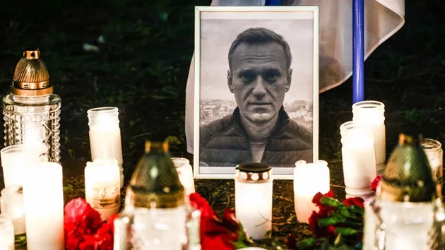 gettyimages_navalnymemorial_022224559751