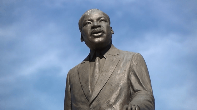 kgmh_mlkstatue_022223932417