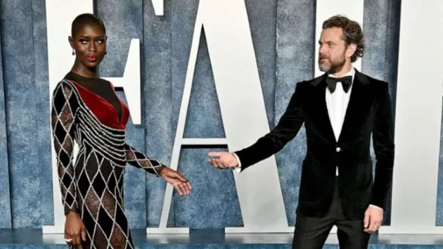 getty_joshua_and_jodie_1002023604059