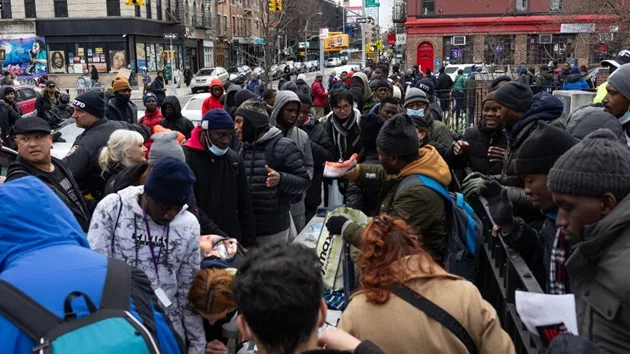 gettyimages_migrantsnyc_022924797082