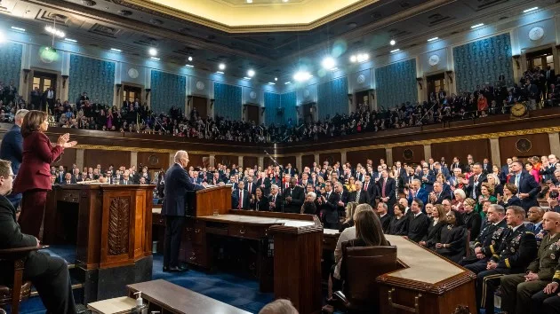 wh_3724_bidensotu23821677