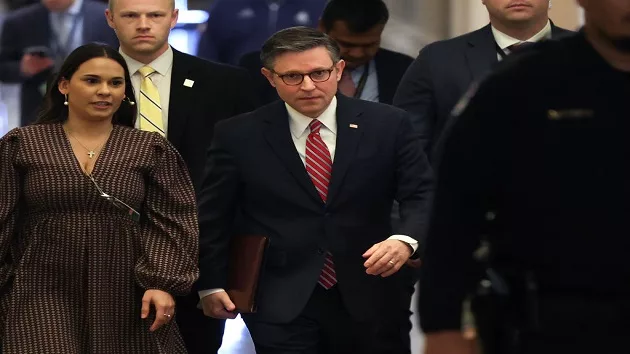 getty_040124_mikejohnson440378