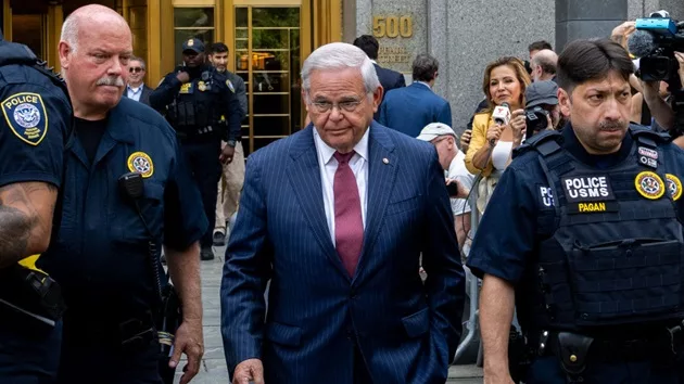 gettyimages_bobmenendez_072324639551