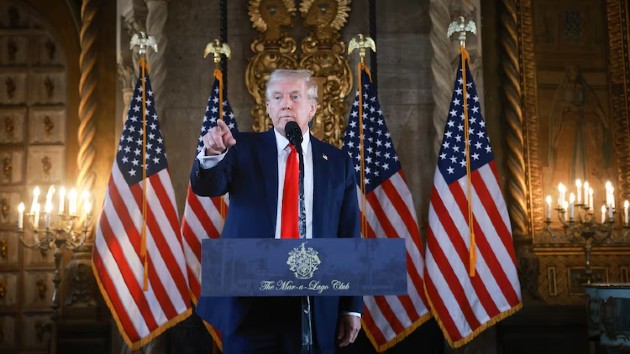 trump-press-conference-gty-jm-240814_1723660169904_hpembed_2_3x2504933