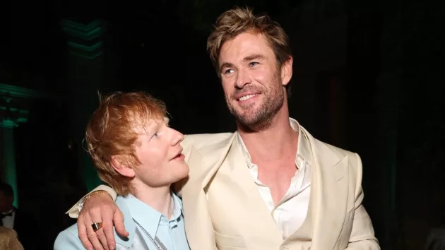 getty_edsheeranchrishemsworth_082524247687