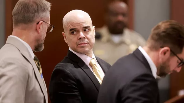 gettyimages_roberttelles_082824882286