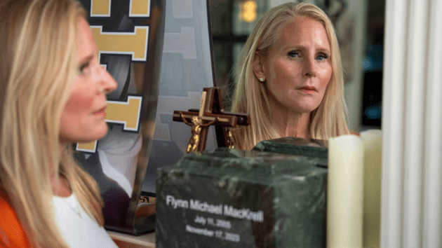 usatoday_annevanker_082824741439