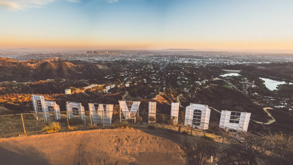 HOLLYWOOD SIGN