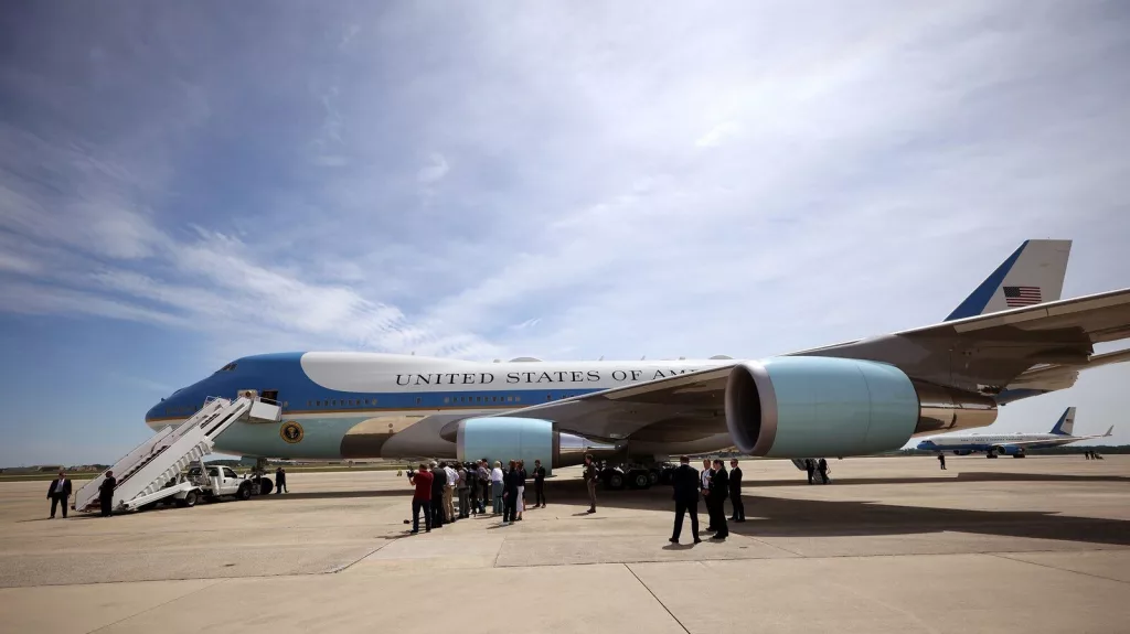 getty_air_force_one_05132025606917