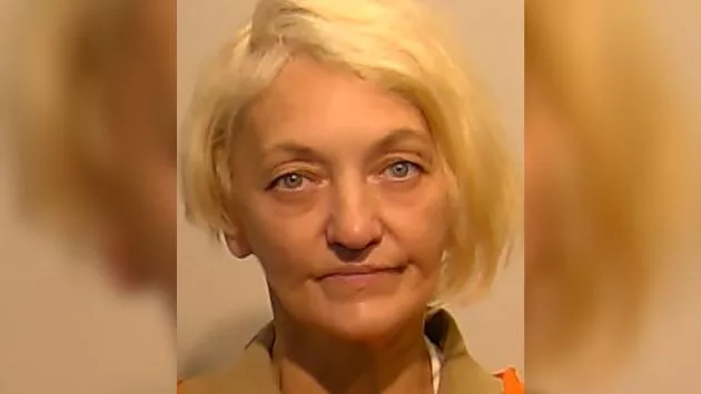 n_svetlana-dali-1-ht-gmh-241217_1734460543753_hpembed_2_17x12844189