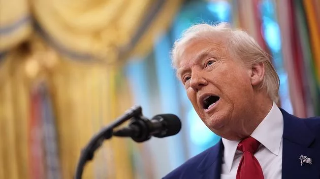 g_trump1_060325611042