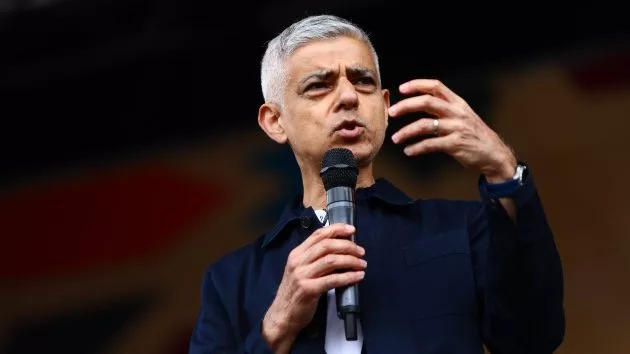 getty_sadiqkhan_060925668030