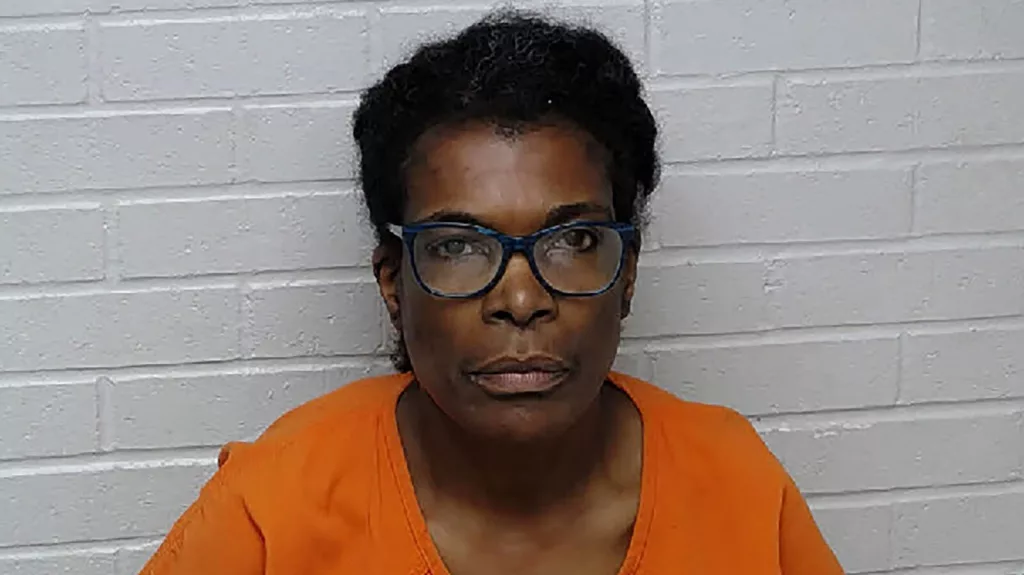 hamlet20police20department_djuna20bostick_061125239034